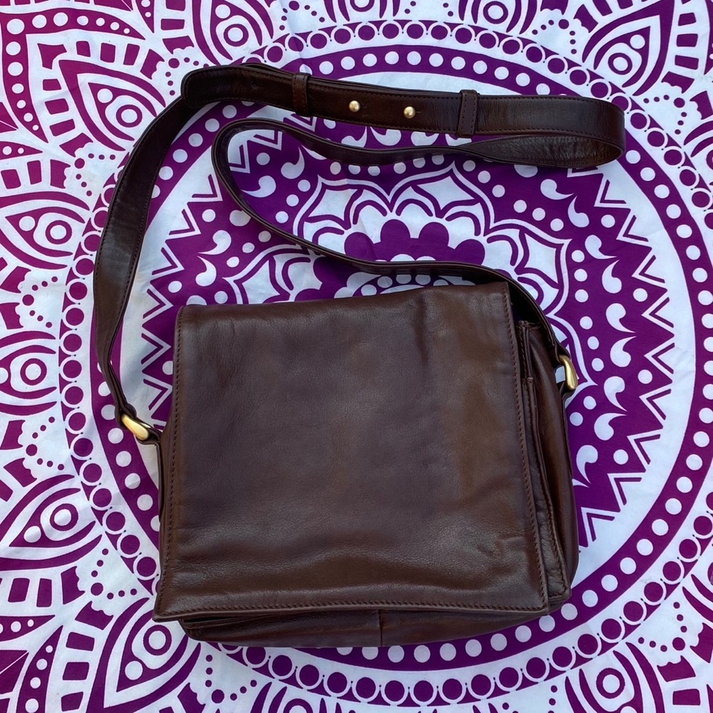 NWOT Beautiful Brown Leather Simón Bag